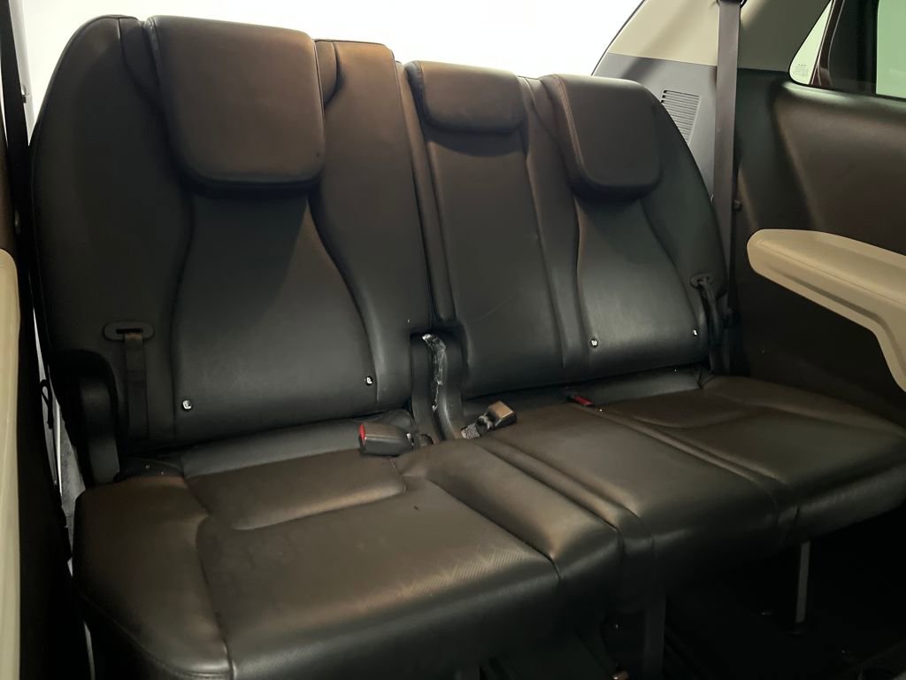 Used 2024 Kia Carnival LX image 32