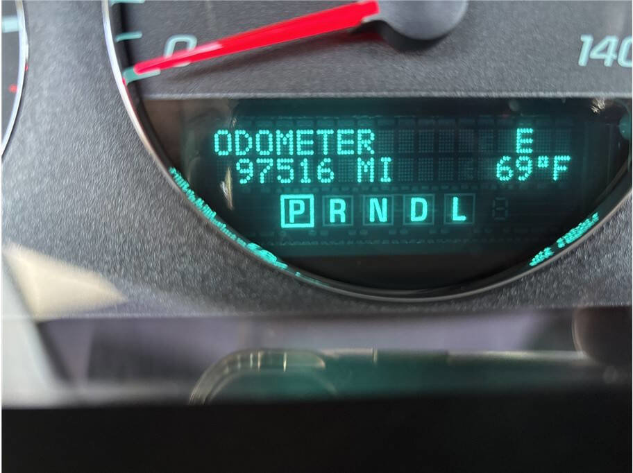 Used 2015 Chevrolet Impala LT w/ LT Sunroof Package FWD image 9