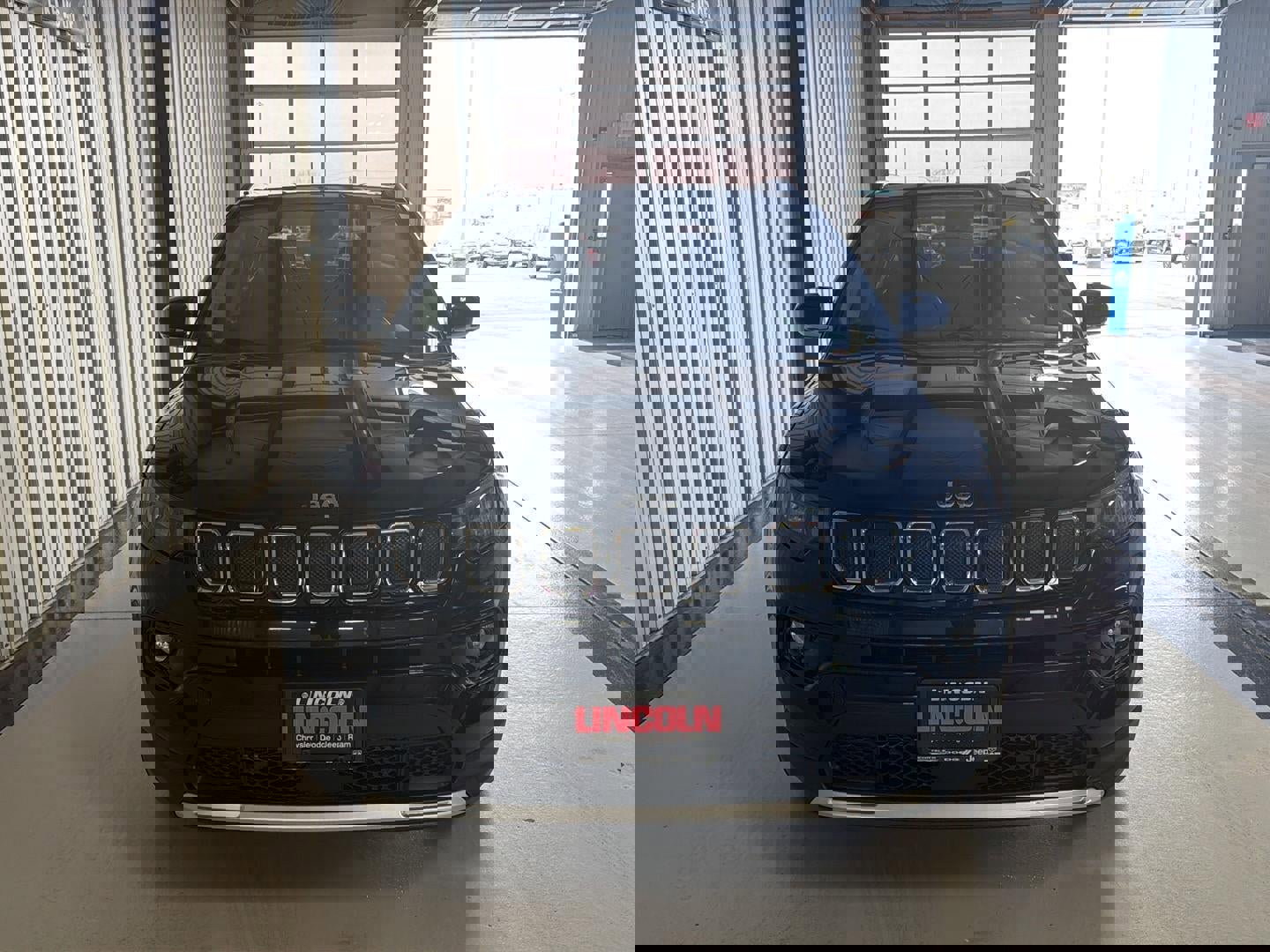 Used 2022 Jeep Compass Limited w/ Sun and Sound Group image 7