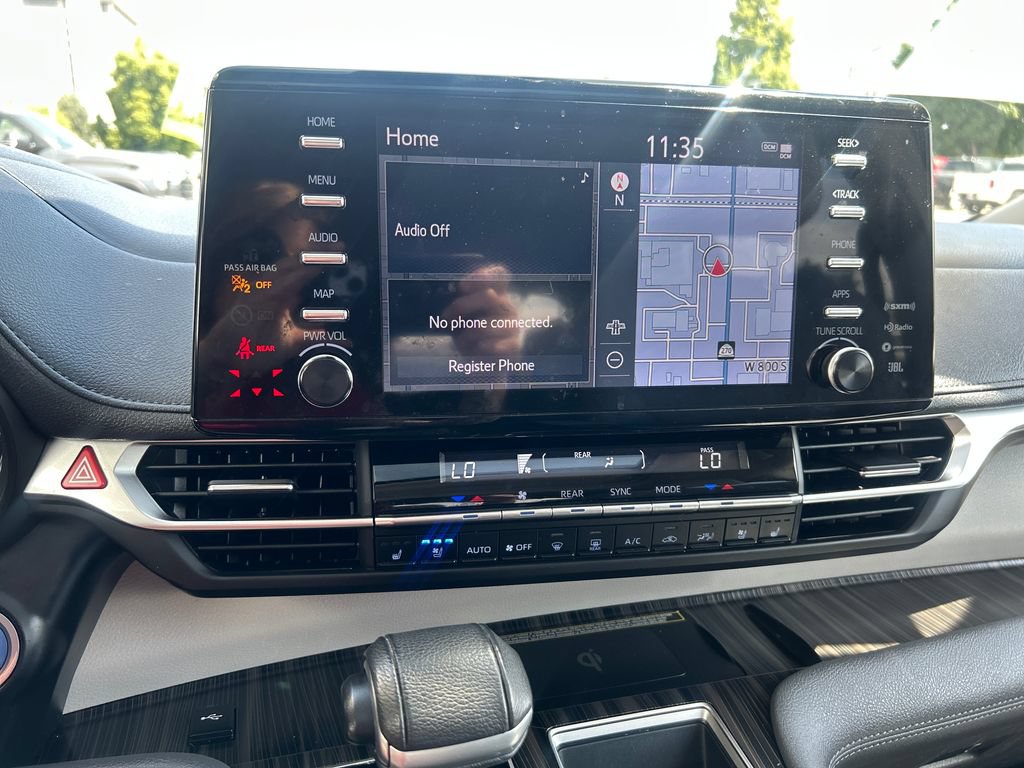 Certified 2023 Toyota Sienna Limited AWD/4WD image 19