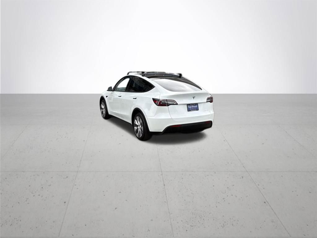 Used 2020 Tesla Model Y Long Range image 8