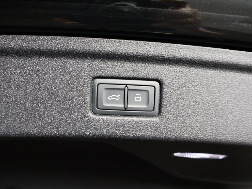 Used 2024 Audi A5 2.0T Premium Plus w/ Premium Plus AWD/4WD image 21