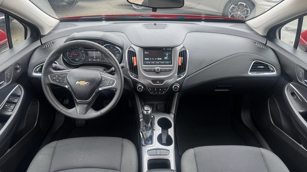 Used 2016 Chevrolet Cruze LT image 23