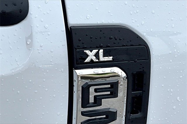 Used 2024 Ford F250 XL w/ Snow Plow/Camper Package image 25