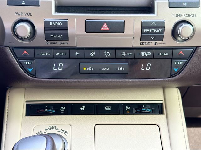 Used 2016 Lexus ES 300h w/ Luxury Package w/Wood Trim image 33