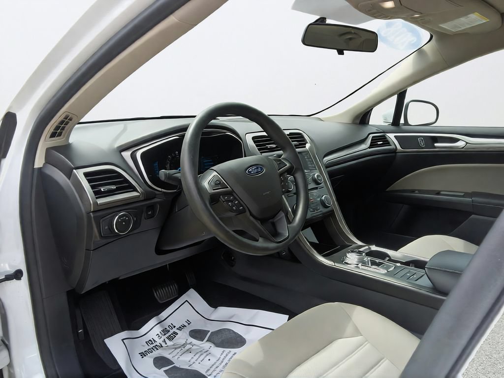 Used 2018 Ford Fusion S FWD image 23