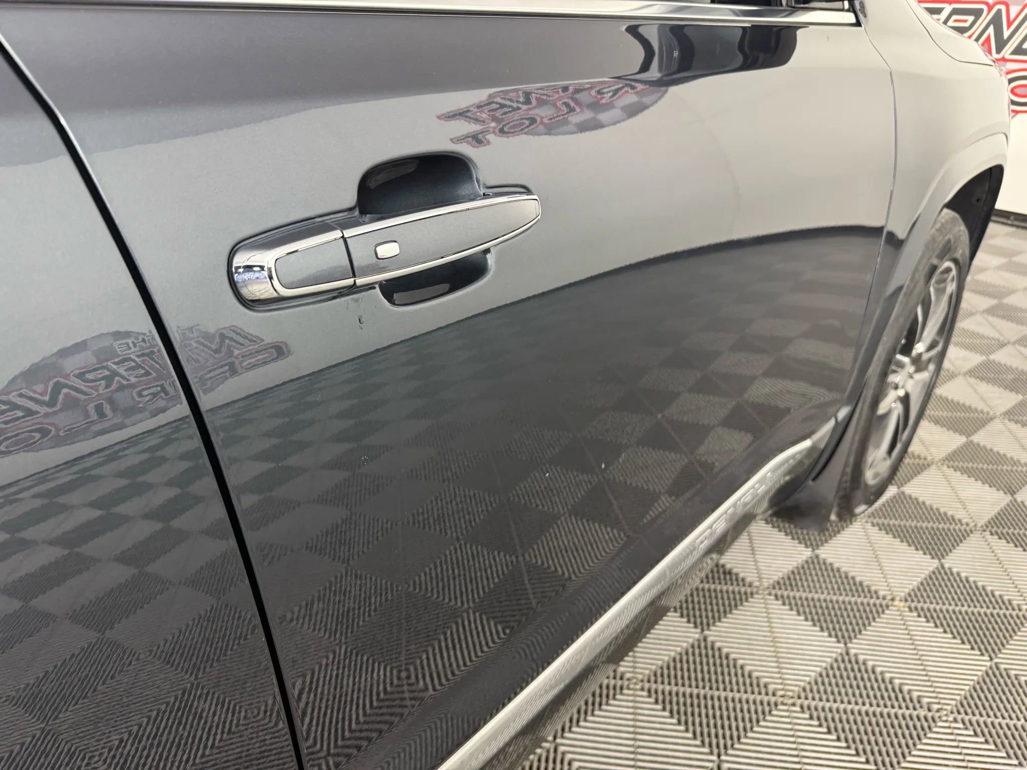 Used 2019 GMC Acadia Denali w/ Technology Package image 31