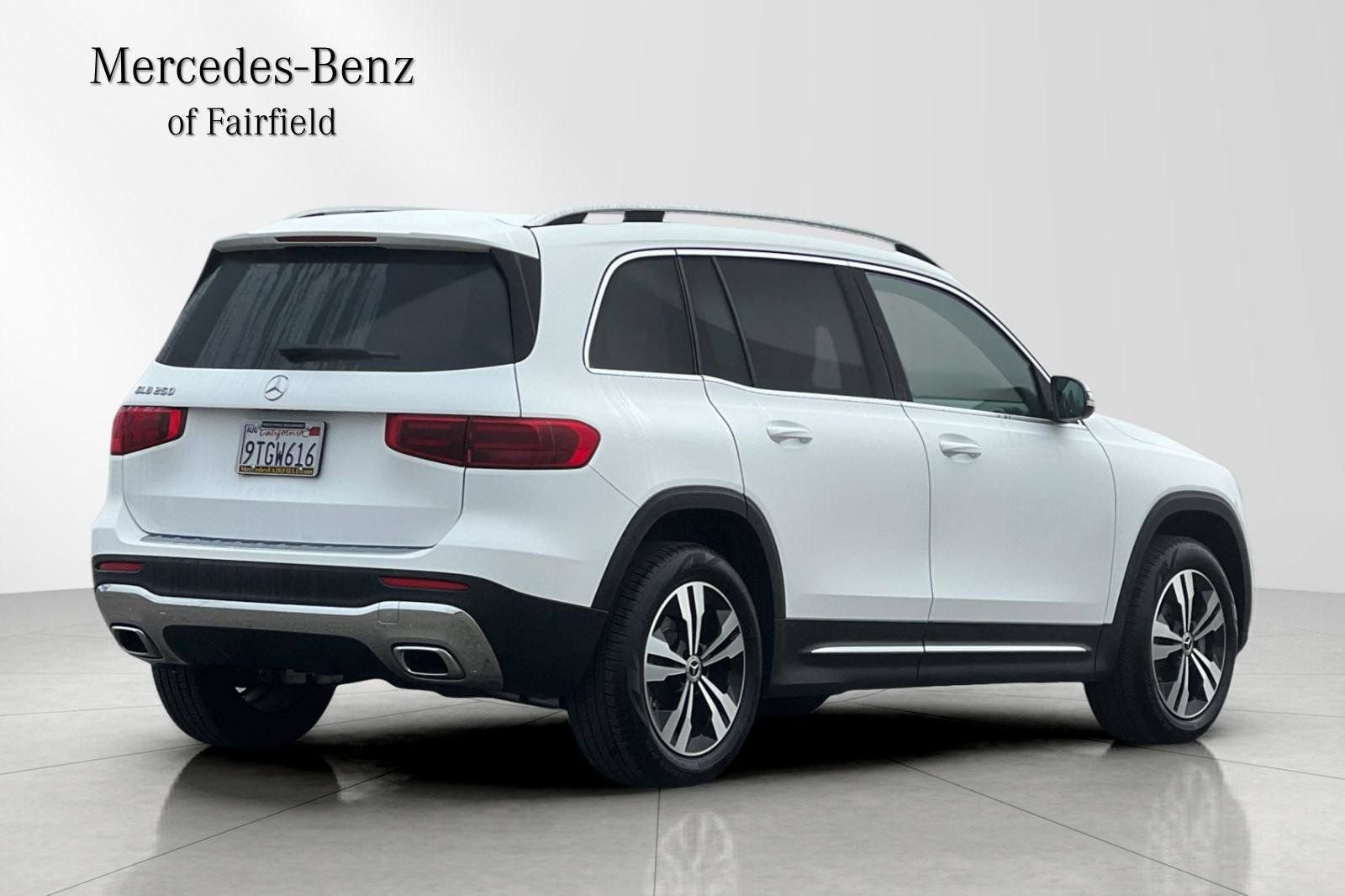 Certified 2026 Mercedes-Benz GLB 250 image 2