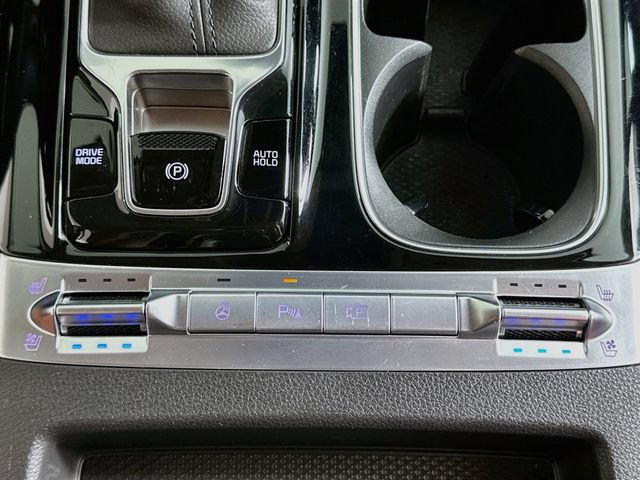 Used 2024 Kia Carnival SX Prestige FWD image 21