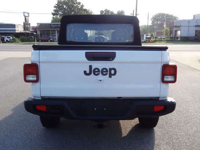 Used 2024 Jeep Gladiator Sport AWD/4WD image 3