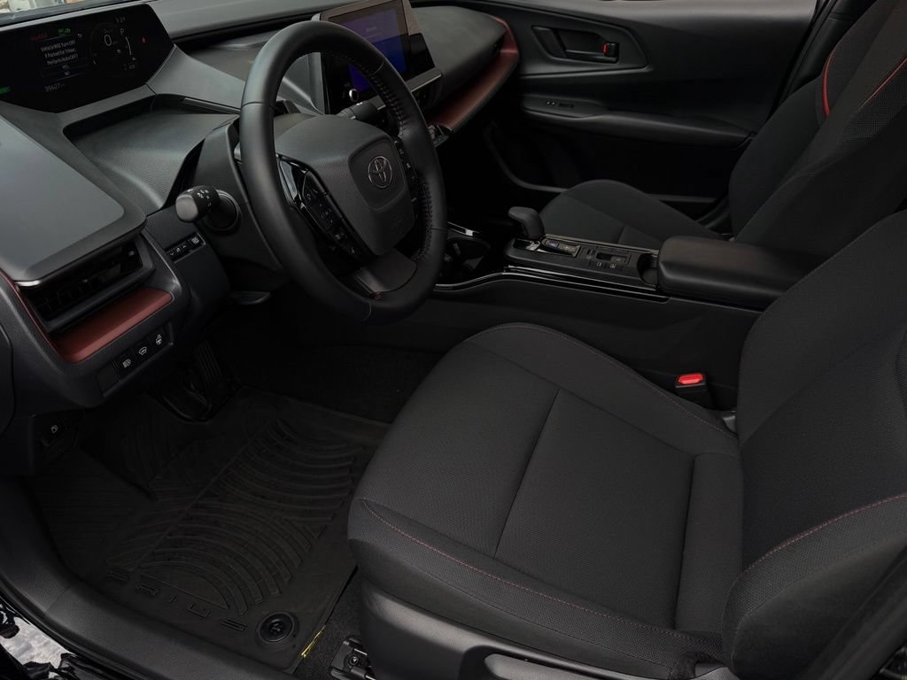 Certified 2024 Toyota Prius Prime FWD image 18