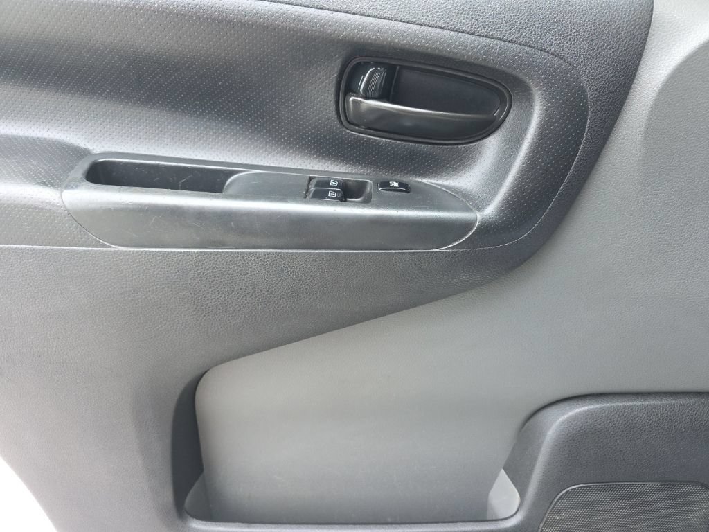 Used 2015 Nissan NV200 S w/ Cruise Control Package FWD image 13