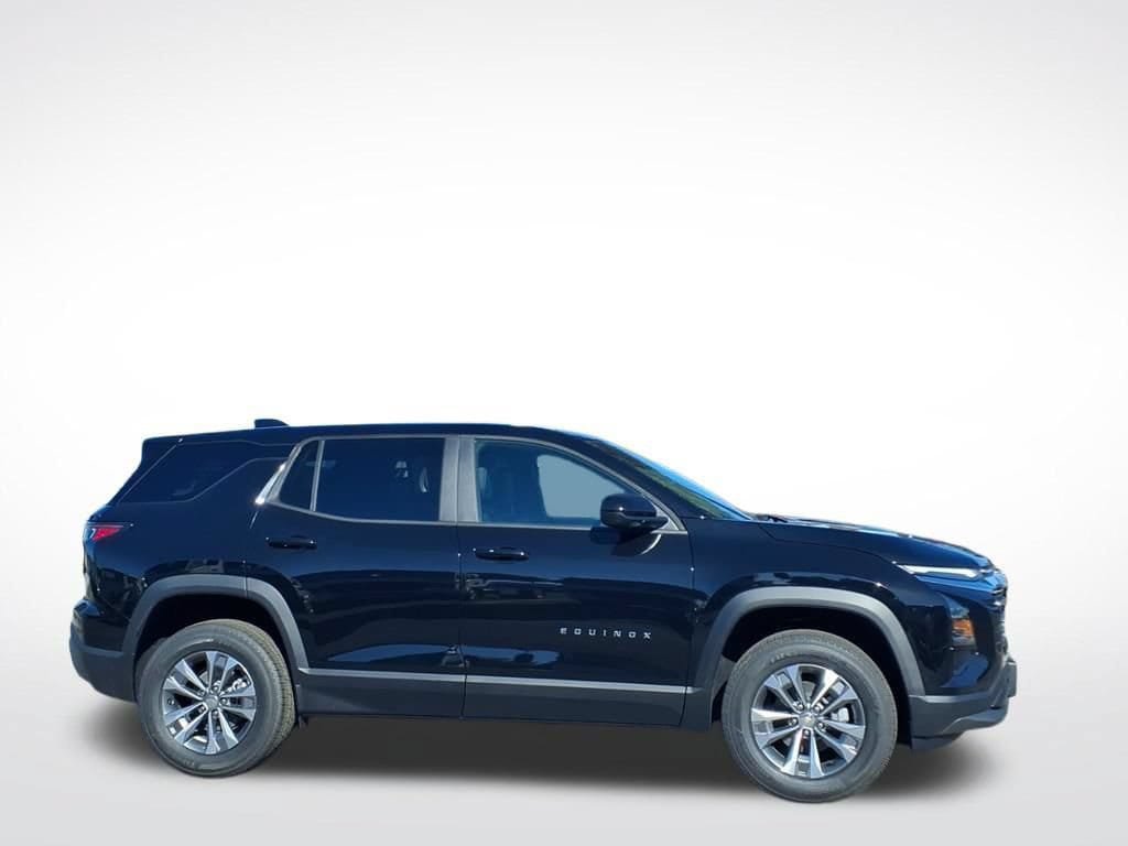 New 2027 Chevrolet Equinox LT w/ Convenience Package II FWD image 2