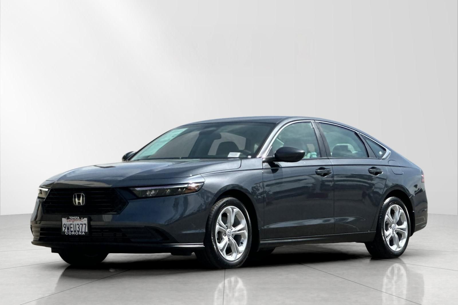Used 2025 Honda Accord LX image 7