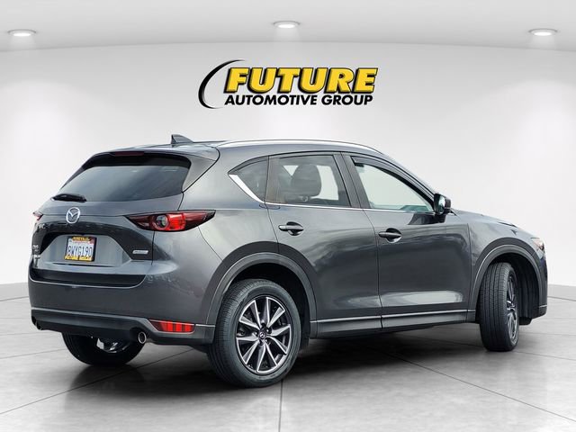 Used 2018 MAZDA CX-5 Touring w/ Preferred Equipment Package image 4