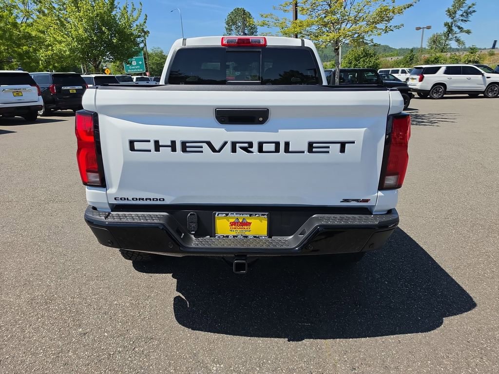 New 2026 Chevrolet Colorado ZR2 w/ Technology Package AWD/4WD image 5