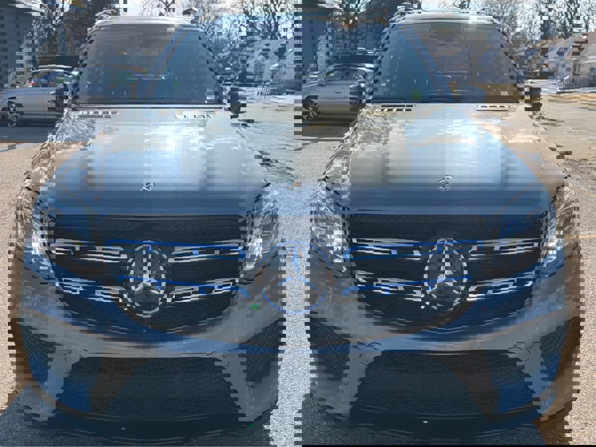 Used 2018 Mercedes-Benz GLS 550 4MATIC w/ Driver Assistance Package image 22