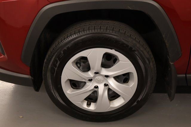 Certified 2024 Toyota RAV4 LE AWD/4WD image 8