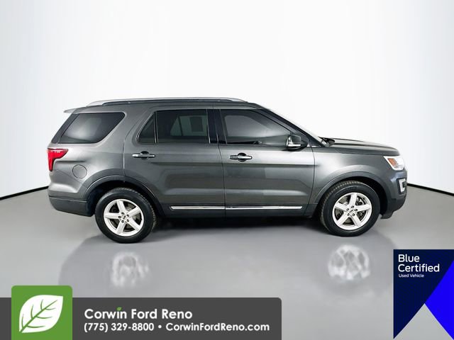 Used 2017 Ford Explorer XLT w/ Equipment Group 202A AWD/4WD image 11