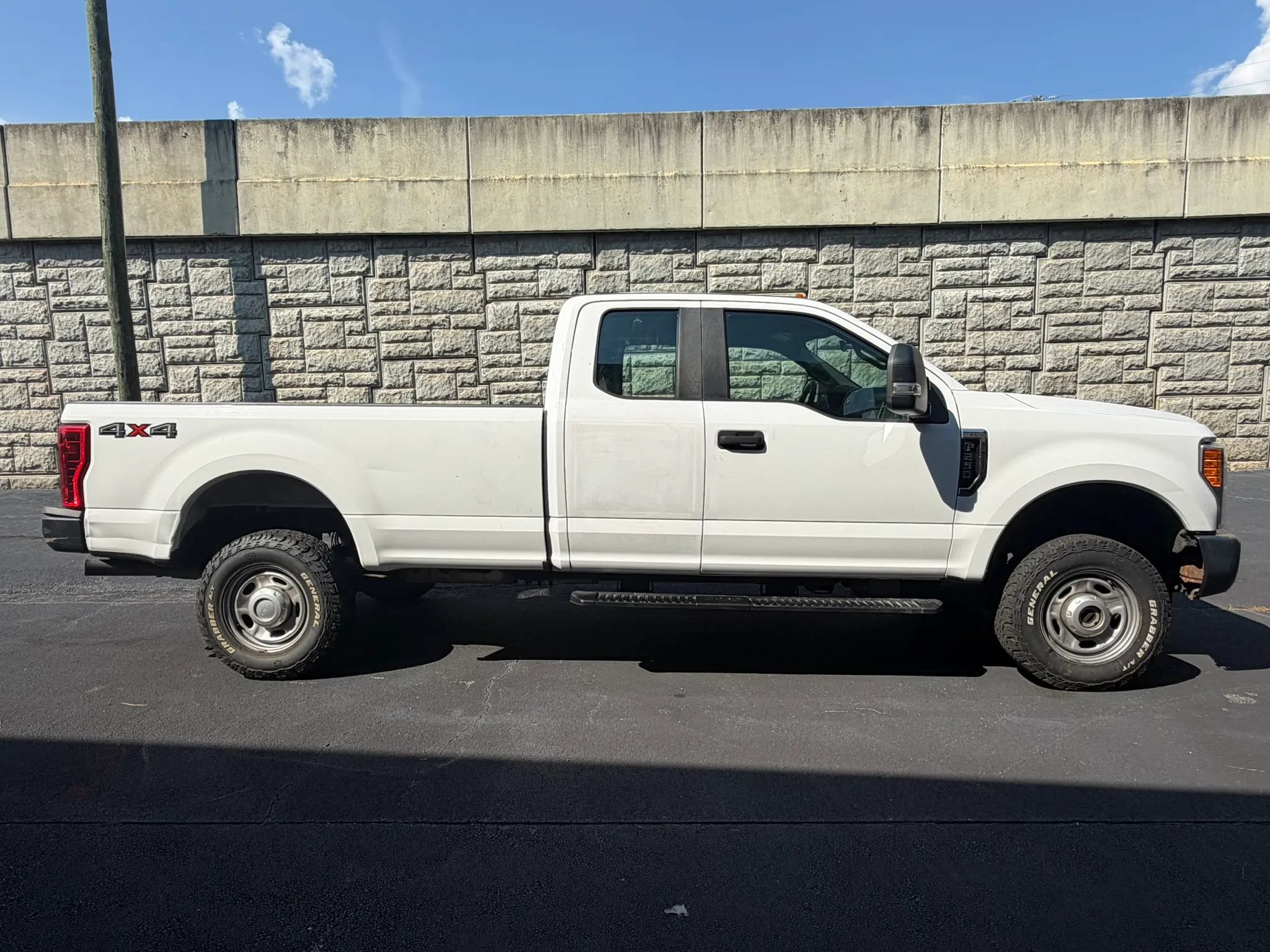 Used 2017 Ford F250 XL w/ Power Equipment Group AWD/4WD image 6