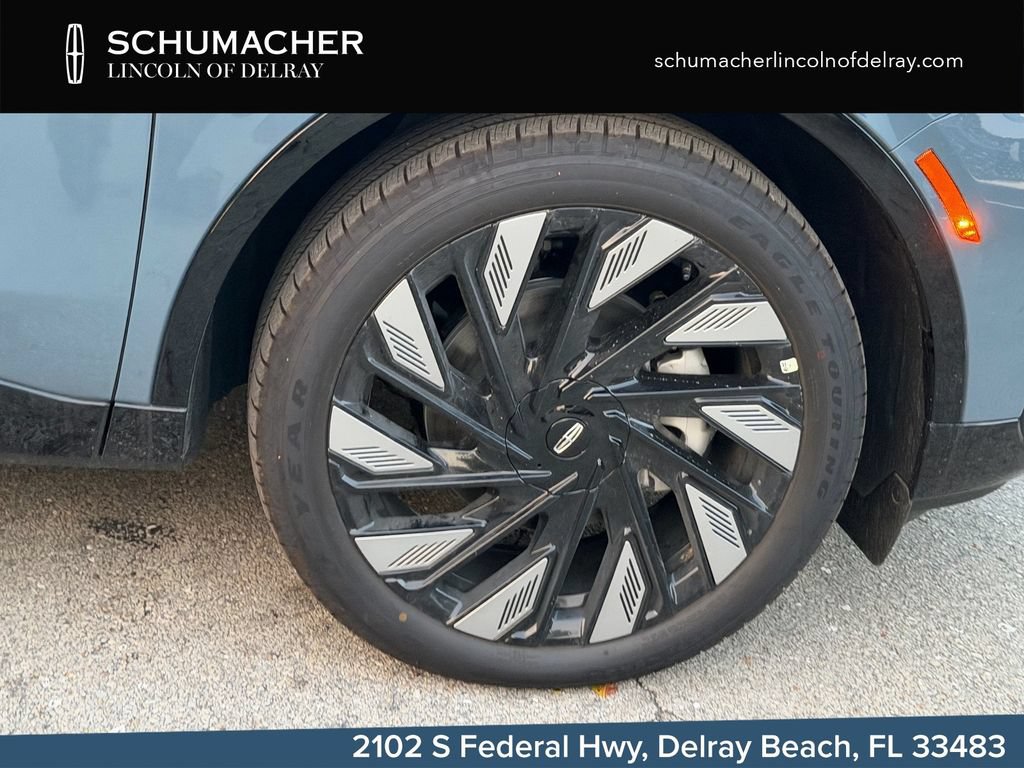 New 2026 Lincoln Nautilus Reserve w/ Jet Appearance Package AWD/4WD image 9