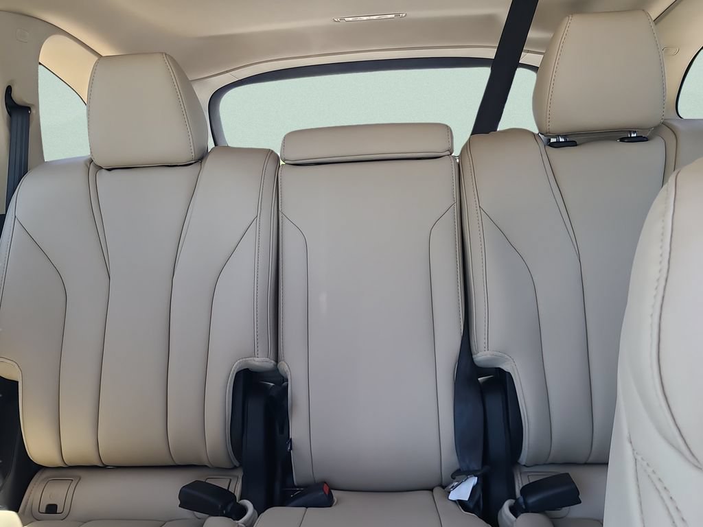New 2026 Acura MDX SH-AWD image 10