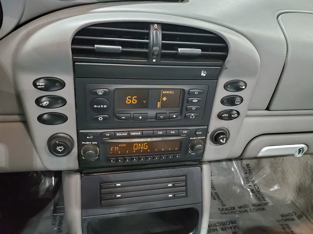 Used 2003 Porsche 911 Carrera image 22