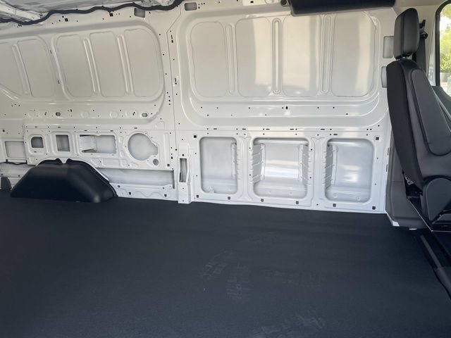 New 2025 Ford Transit 250 Low Roof RWD image 21