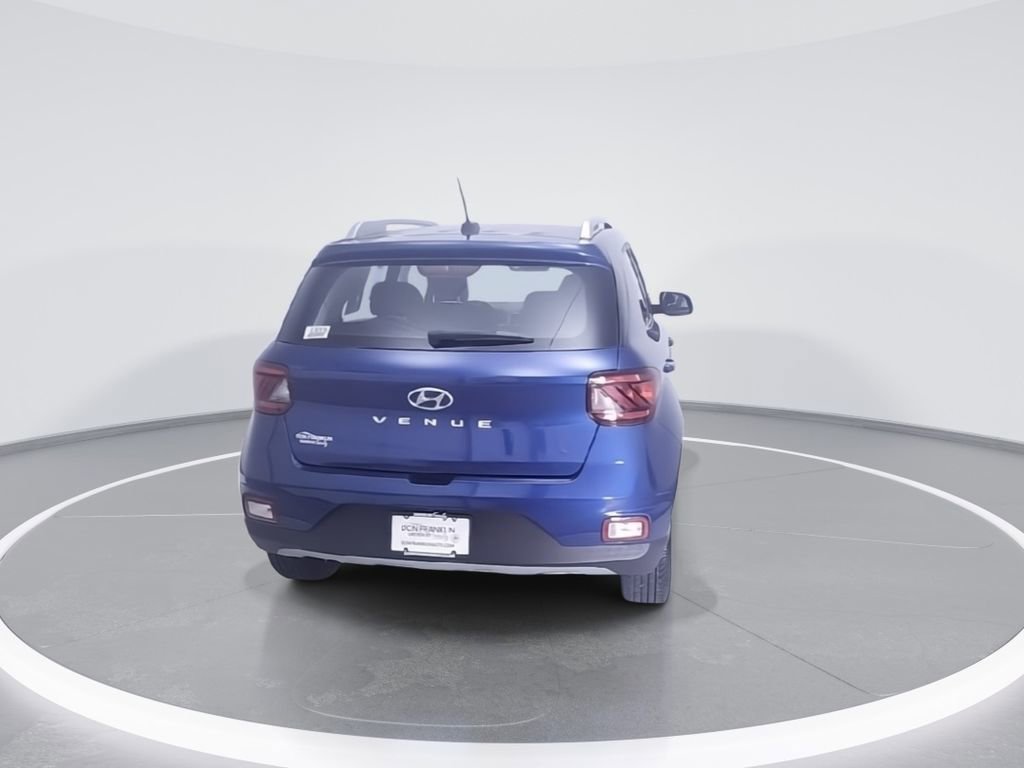 Used 2025 Hyundai Venue SEL FWD image 7