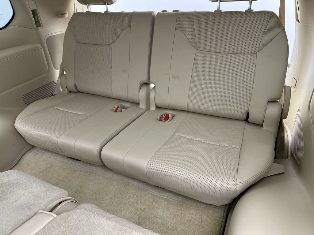 Used 2018 Lexus LX 570 4WD w/ Luxury Package image 24