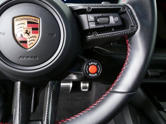 Certified 2025 Porsche Cayenne Turbo GT image 11