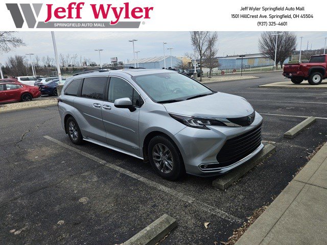 Used 2021 Toyota Sienna XLE w/ XLE Plus Package