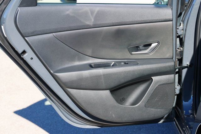 New 2026 Hyundai Elantra SE image 11