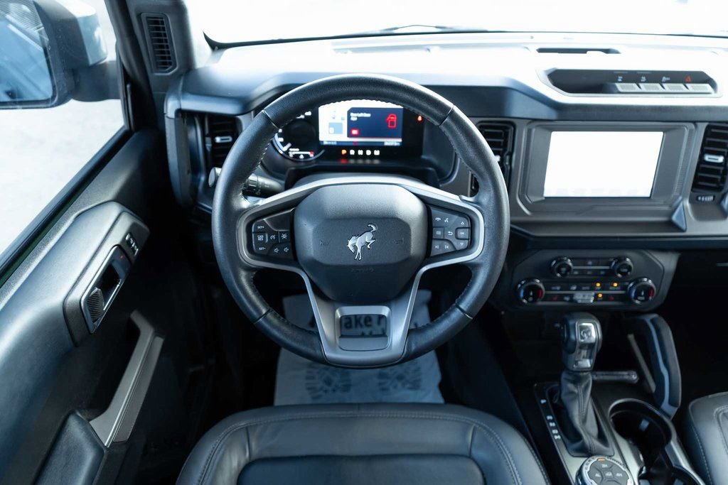 Used 2022 Ford Bronco Outer Banks image 14