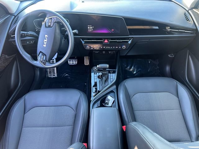 Used 2024 Kia Niro EX Touring image 16