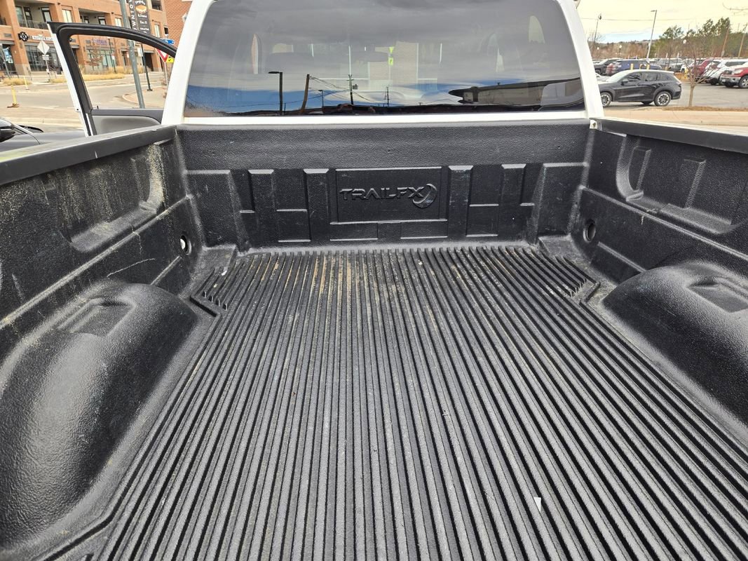 Used 2015 Chevrolet Silverado 2500 W/T image 20