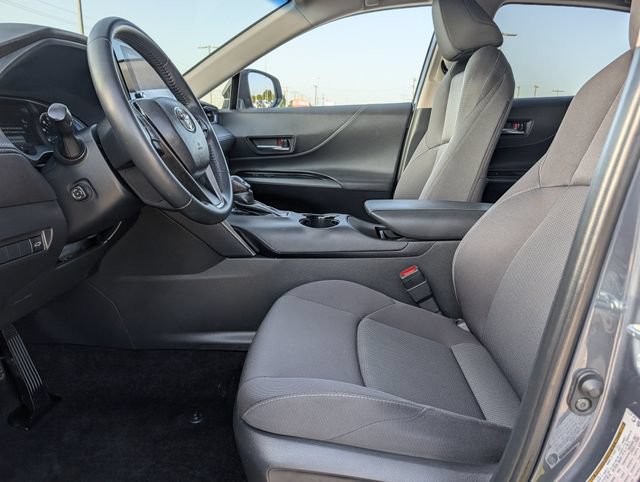 Certified 2023 Toyota Venza LE AWD/4WD image 26