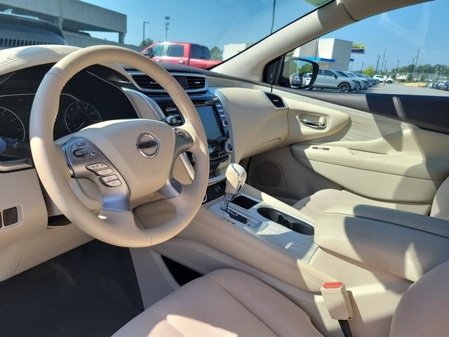Used 2018 Nissan Murano SV FWD image 13