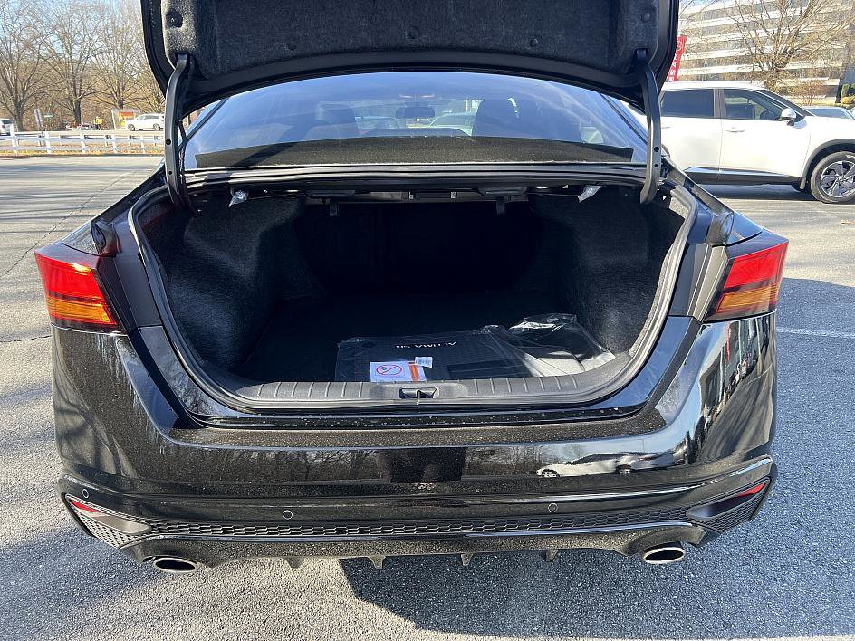 New 2025 Nissan Altima 2.5 SR image 22