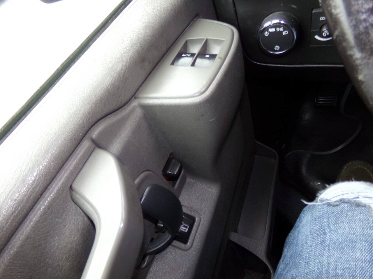 Used 2019 Chevrolet Express 3500 w/ Power Convenience Package RWD image 44