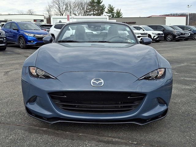 Used 2022 MAZDA MX-5 Miata Grand Touring w/ Appearance Package RWD image 2