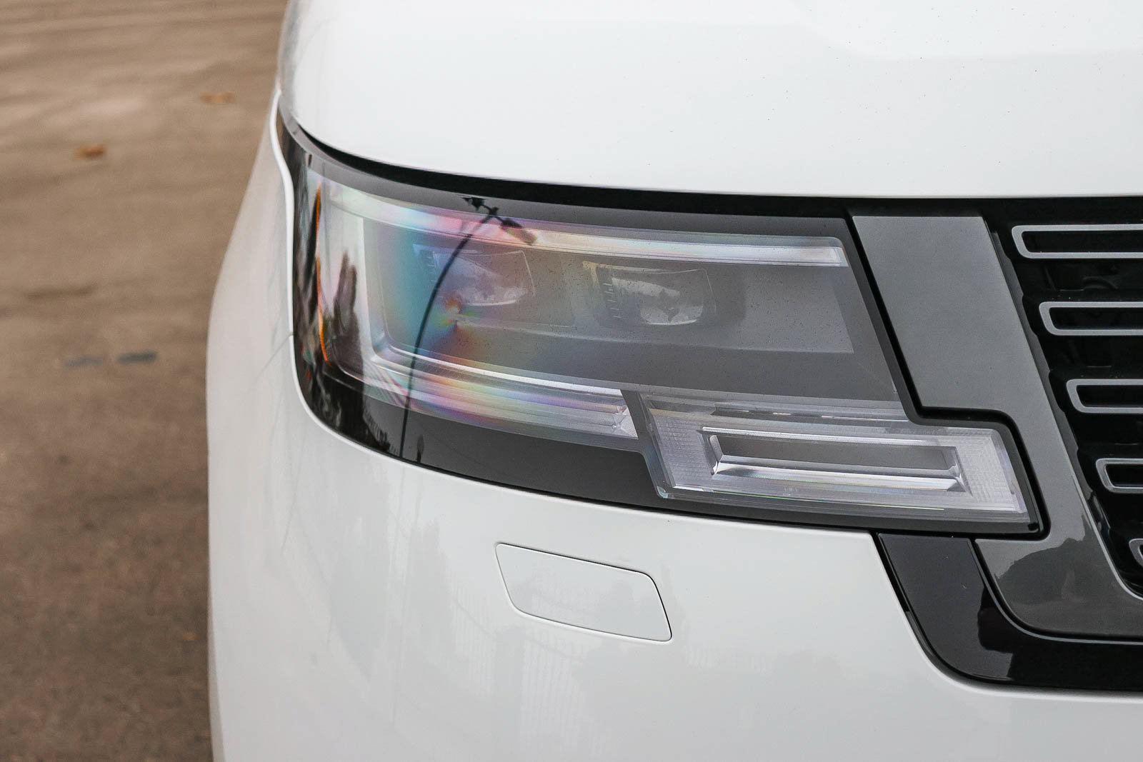 New 2025 Land Rover Range Rover SE AWD/4WD image 14