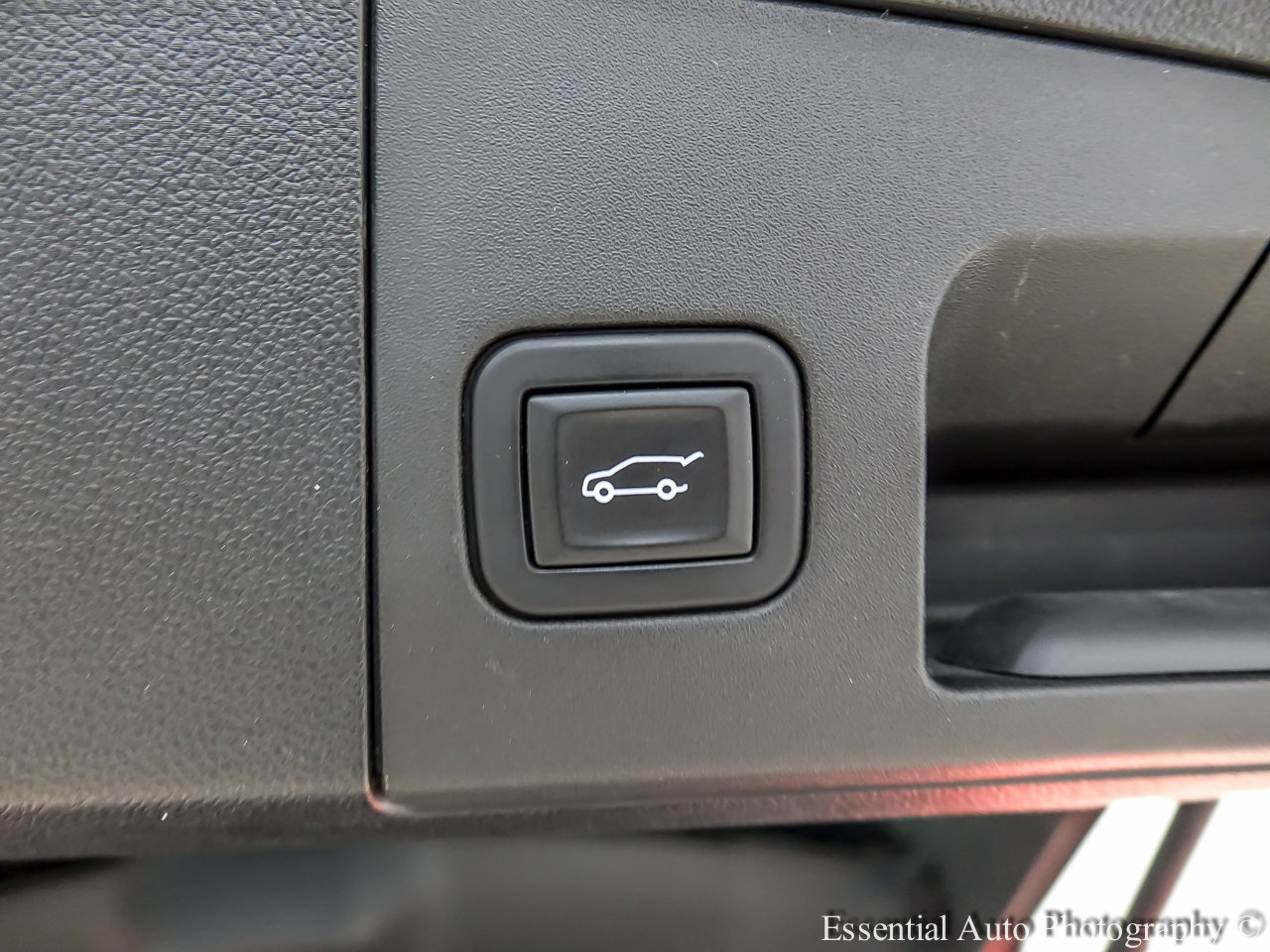 Used 2023 Cadillac XT4 Luxury image 26