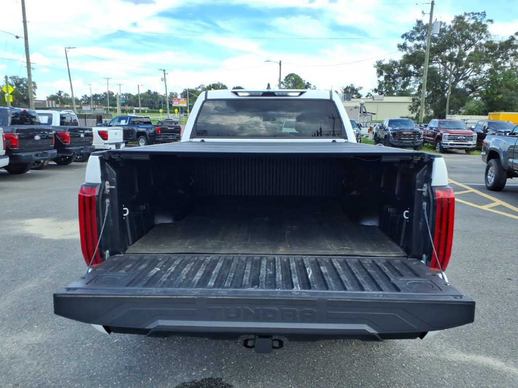 Used 2022 Toyota Tundra SR5 AWD/4WD image 18