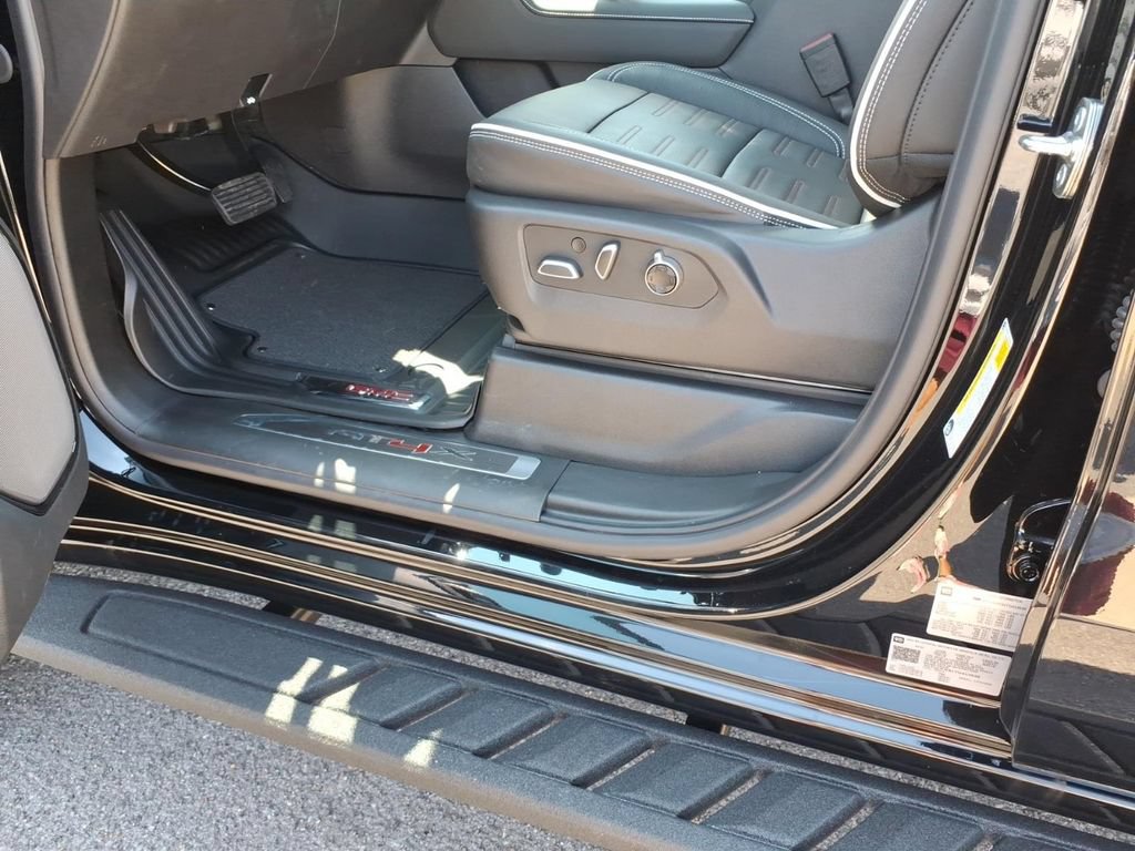New 2026 GMC Sierra 1500 AT4X AWD/4WD image 13