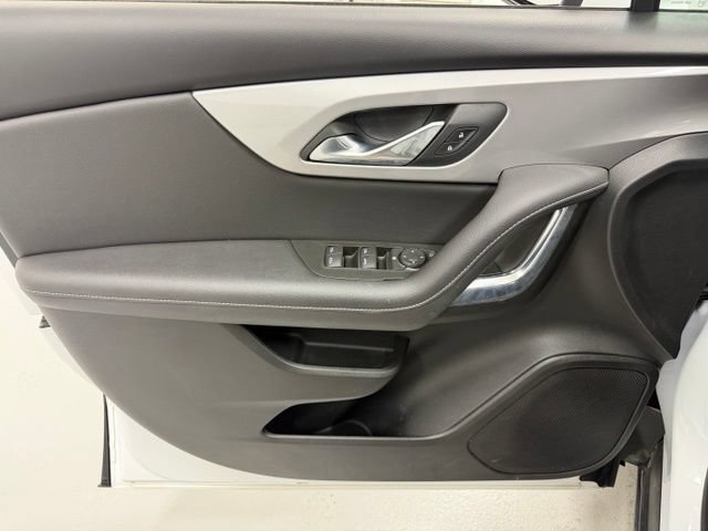 Certified 2025 Chevrolet Blazer LT AWD/4WD image 16