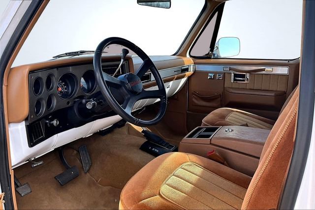 Used 1990 Chevrolet Blazer Base image 15