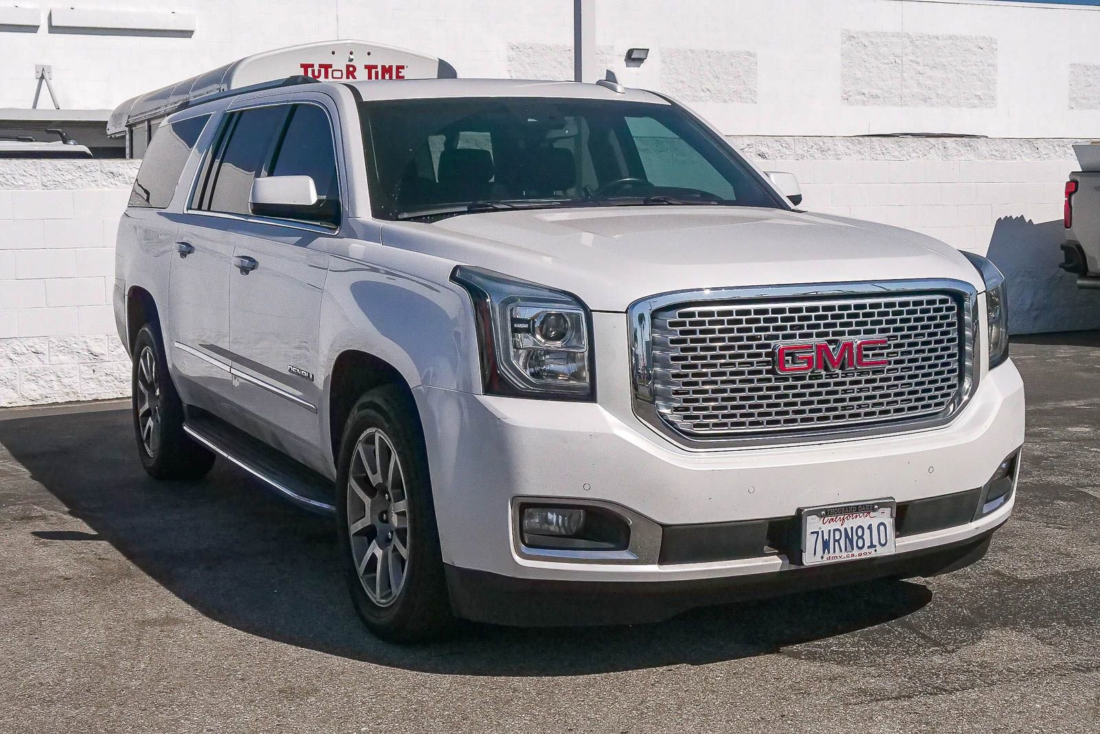 Used 2017 GMC Yukon XL Denali RWD image 3