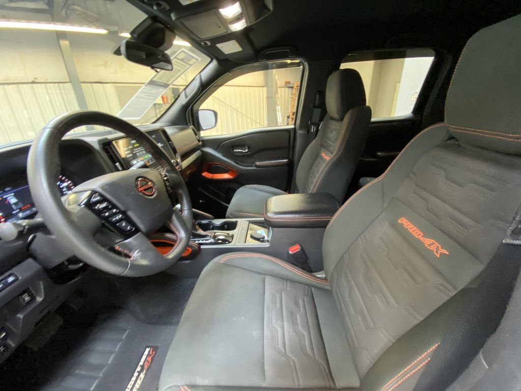 Used 2025 Nissan Frontier PRO-4X w/ Pro Convenience Package AWD/4WD image 23