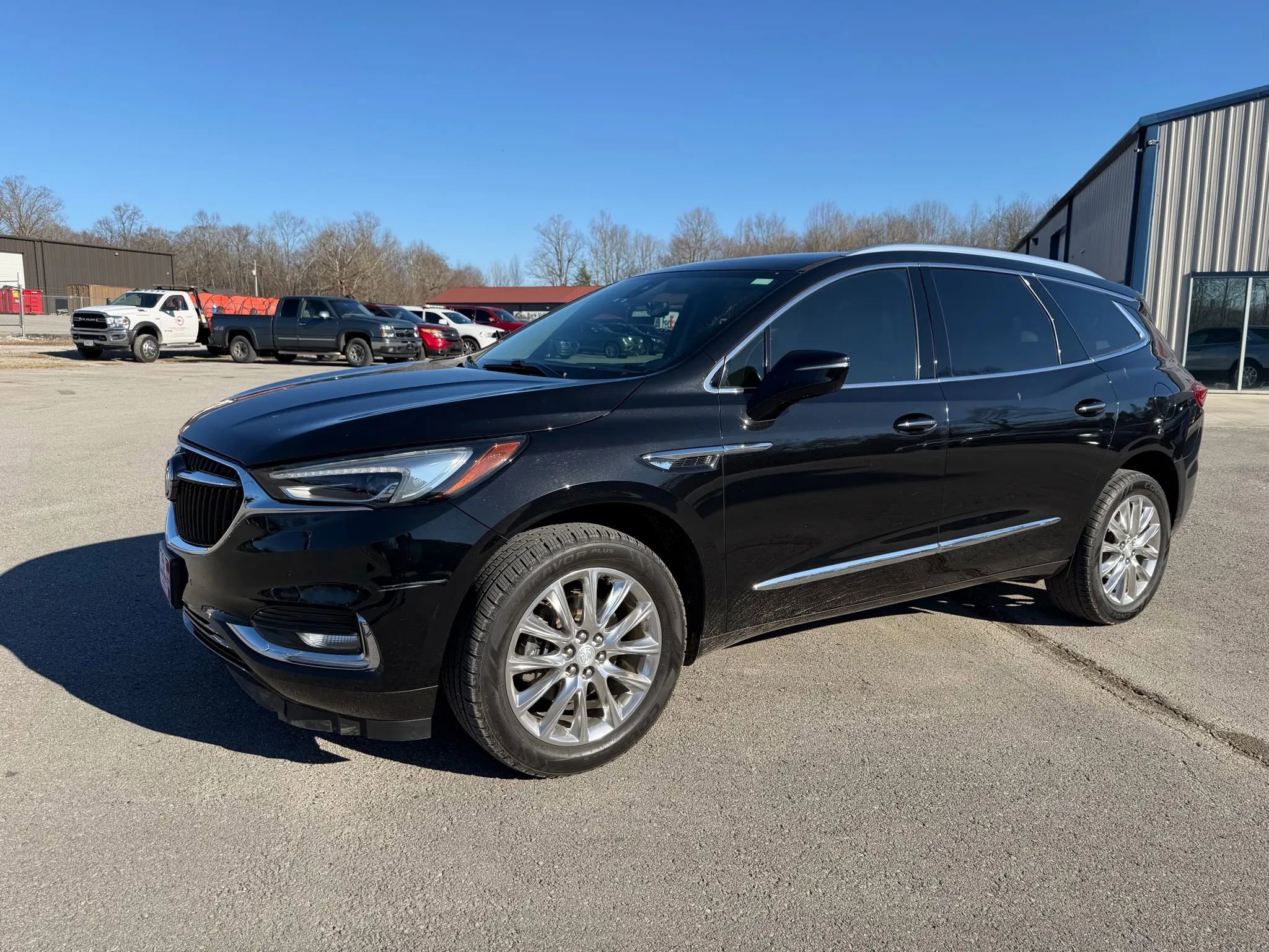 Used 2018 Buick Enclave Premium w/ Experience Buick Package image 3